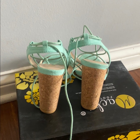 Sandal high heels with lace up - Picture 4 of 5